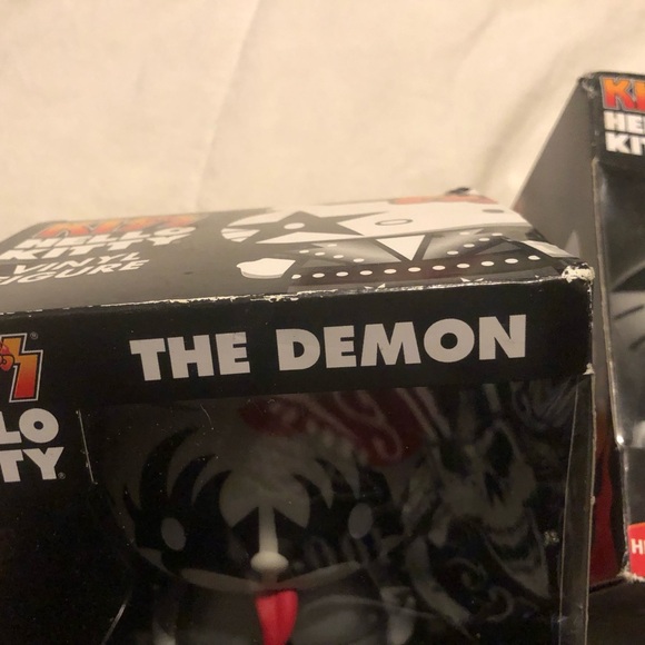 NIB FUNKO HELLO KITTY KISS Collab Figurines Vintage 2008 The Demon The Starchild - Picture 3 of 6